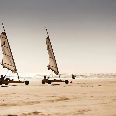 Maison Pour 6 Avec Jardin Proche Du Centre Hébergement de vacances Saint-Gilles-Croix-de-Vie