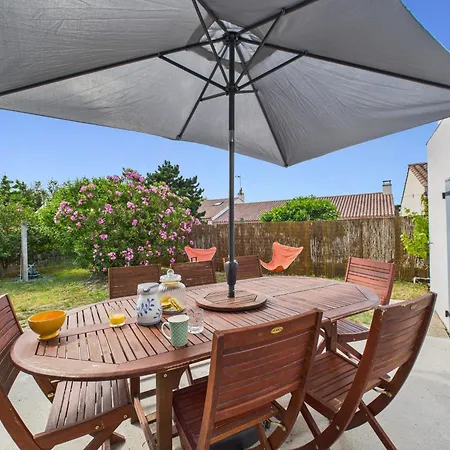 Maison Pour 6 Avec Jardin Proche Du Centre Hébergement de vacances Saint-Gilles-Croix-de-Vie