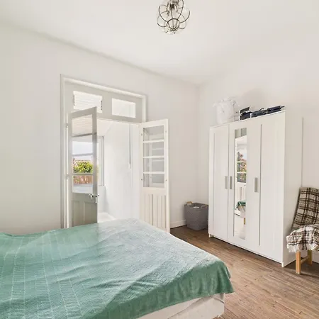 Maison Pour 6 Avec Jardin Proche Du Centre *