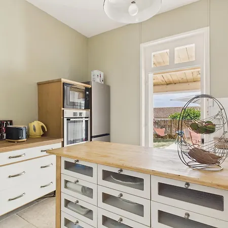 Maison Pour 6 Avec Jardin Proche Du Centre *