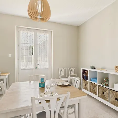 Maison Pour 6 Avec Jardin Proche Du Centre Semesterbostad Saint-Gilles-Croix-de-Vie