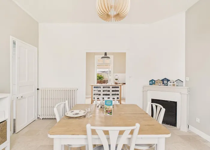 Maison Pour 6 Avec Jardin Proche Du Centre *